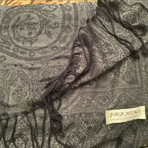 Elegant, Cashmere PASHIMA scarf - black & grey